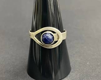 153  Lot 690h  Vintage sterling silver and sodalite ring
