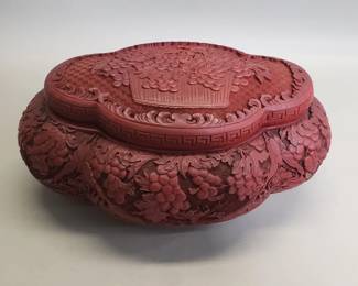 588  Lot 362  Chinese carved cinnabar box