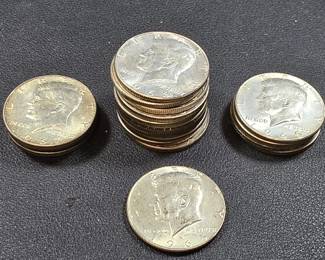 220  Lot 42  20 Kennedy silver clad half dollar coins. 1965,
