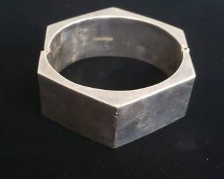 158  Lot 6  vintage modernist octagonal sterling silver