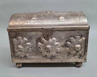 310  Lot 611  Vintage Persian style engraved silver plate