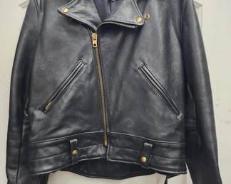 413  Lot 307h  Vintage biker Hog Skins USA made leather jacket