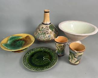 890  Lot 622  Group of vintage pottery bowls  composites