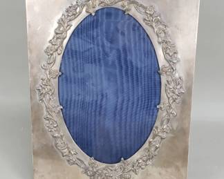 082  Lot 670  Vintage sterling silver Edwardian style picture