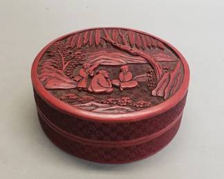 433  Lot 359  Vintage Chinese carved cinnabar cover box