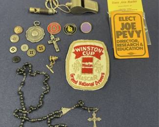 443  Lot 385h  Lot of vintage items