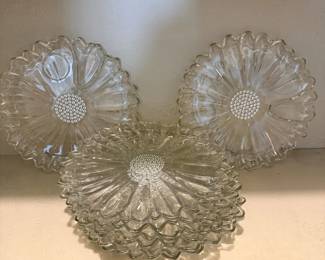 Lot #68- Clear Glass Daisy-Style Snack Plates with Scalloped Edges