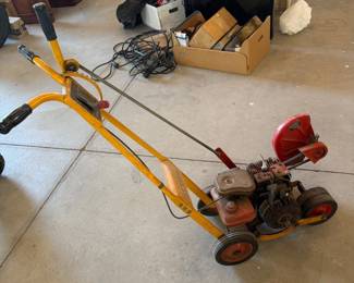 Lot #241- McLane Gas-Powered Walk-Behind Lawn Edger