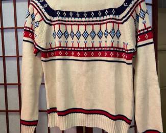 Vintage pullover sweater