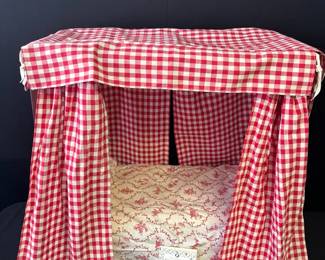 American Girl Doll Felicity Tall-Post Bed with Canopy and Bedding