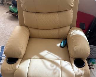 Set of 2 leather recliners