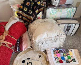 SW256Vintage Modern Blankets Comforters Misc Sizes