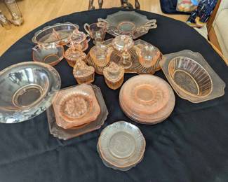 SW154Assortment Of Pink Depression Glass Pieces