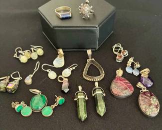 SW225VSterling Pendants With Stones, Earrings And Rings