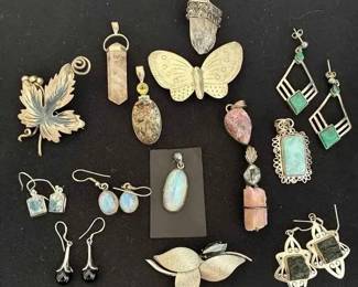 SW223VSterling Pendants, Pins And Earrings