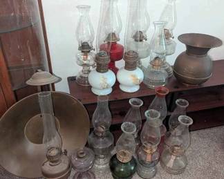 SW145Glass Kerosene Oil Lamps And Union Pacific Railroad Spittoon