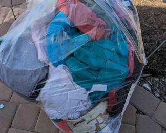 SW113Mystery Lot Of Clothes