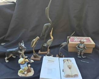 SW232Carved Wood Birds, Willow Tree, Cherished Teddies and more