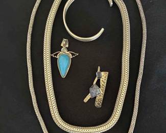 SW178Silver Herringbone Snake Style Necklaces, Bracelet In Pendant