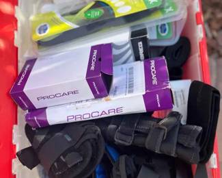 SW167Various Wrist And Ankle Braces, Shoe Insoles