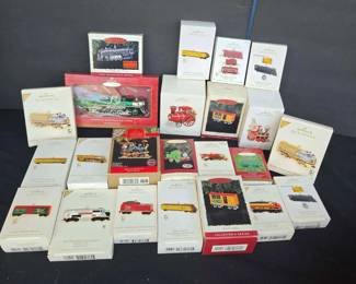 SW192Hallmark Christmas Keepsake And Train Ornaments
