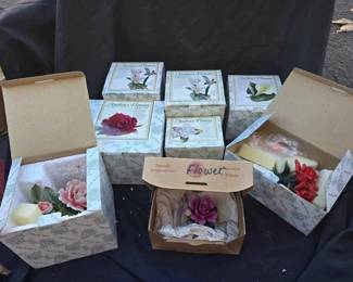 SW228Andreas Flowers 8 Count