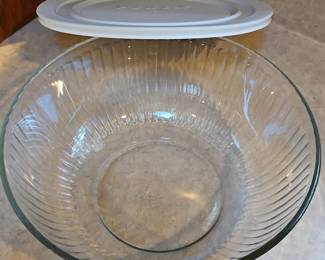 Ribbed Glass Mixing Bowl third image