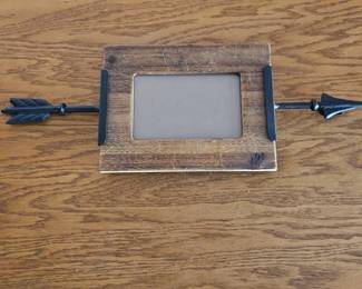 Rustic Arrow Picture Frame