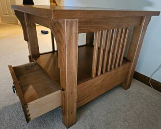 Bassett Mission Oak Table fourth image