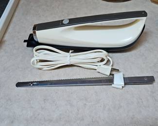 Electric Carving Knife