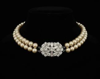 Vintage Faux Pearl Choker
