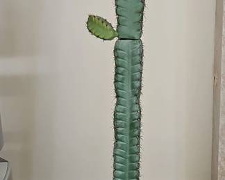 Artificial Columnar Cactus