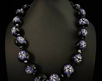 Painted Kukui Nut Lei