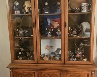 Vintage china cabinet $125
