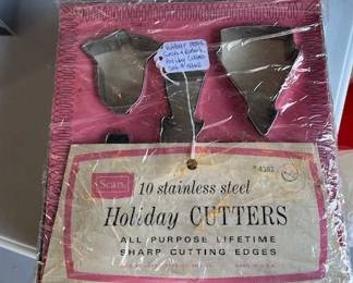 Complete Vintage Sears Cookie Cutters - Set #4362