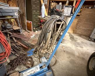HYDRAULIC LIFT