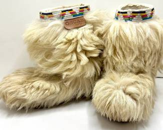 Apollo Saba Oscar Sport Genuine Goat Fur Yeti Boots, Size Womens 8.5 Lot #: 28