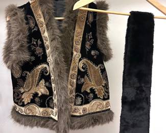 Cara Lux Genuine Beaver Scarf & Beaded Vest With Faux Fur Trim, Womens Size Small Lot #: 20