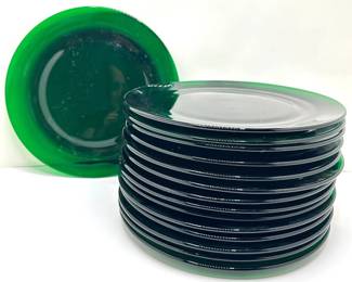Set 15 Vintage Green Glass Large Dinner Plates Or Chargers (Matches Previous Lot) Lot #: 16
