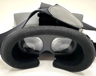 Destek Virtual Reality Headset With Adjustable Straps Designed For Smartphones Lot #: 118