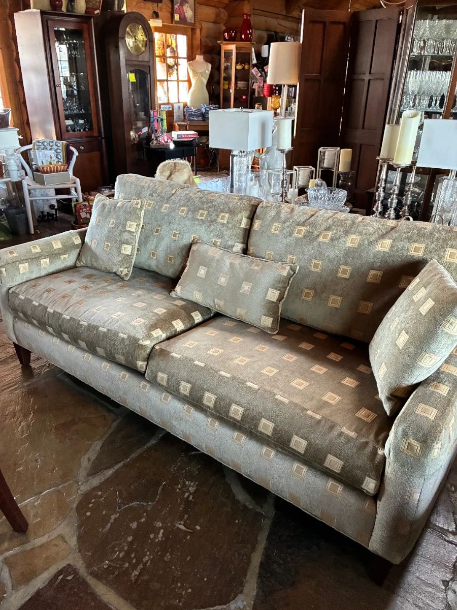 $5000 Stickley Sofa for $599.