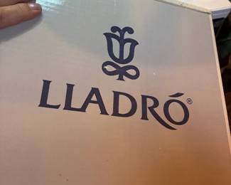 40 piece of Lladro in PRISTINE condition. 30,40 and 50 a piece