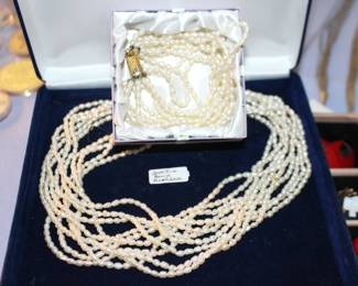 Rice Pearls Necklace  Bracelet
