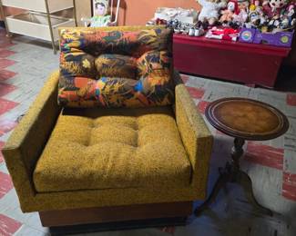 MCM Chair and Round Table