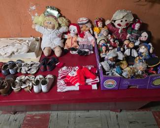 Toys and Childrens  Doll Shoes