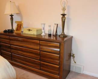 MCM Dresser & Lamps