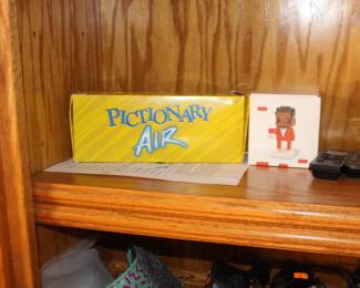 Pictionary Game More