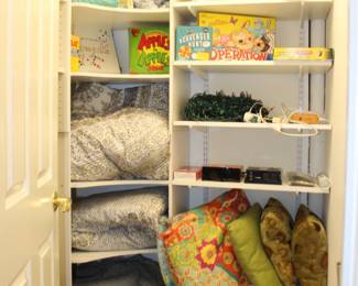 Throw Pillows Linens Games