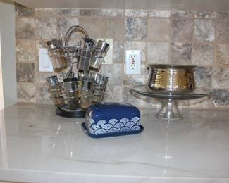 Cake plate and Spices
