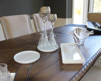 White Elongated Plates Crystal Dish, Key board (Table NFS)